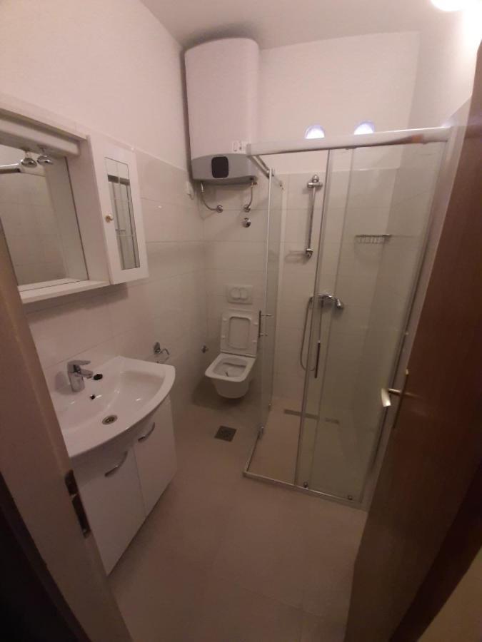 Apartments Ivan Perkov Tomas Bilo Primošten Extérieur photo
