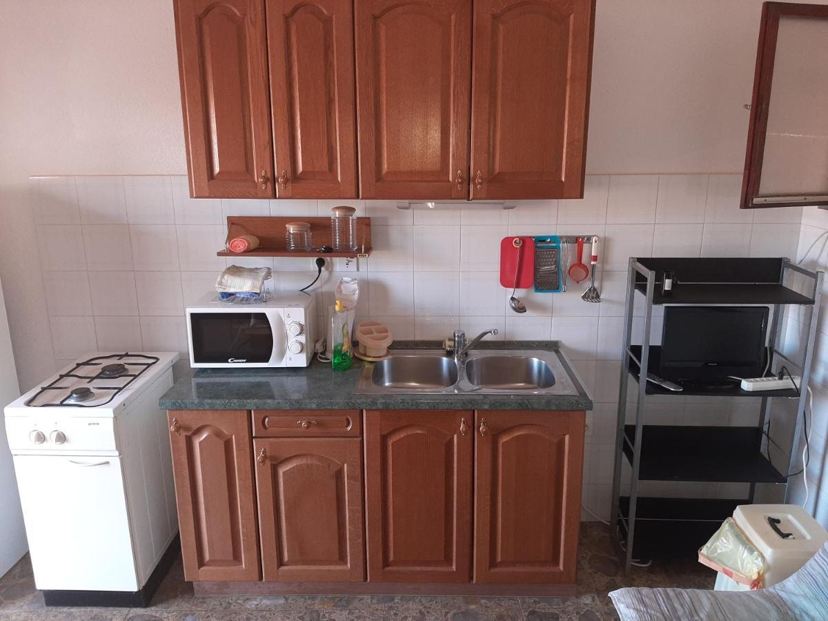 Apartments Ivan Perkov Tomas Bilo Primošten Extérieur photo
