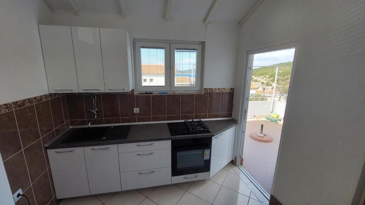 Apartments Ivan Perkov Tomas Bilo Primošten Extérieur photo