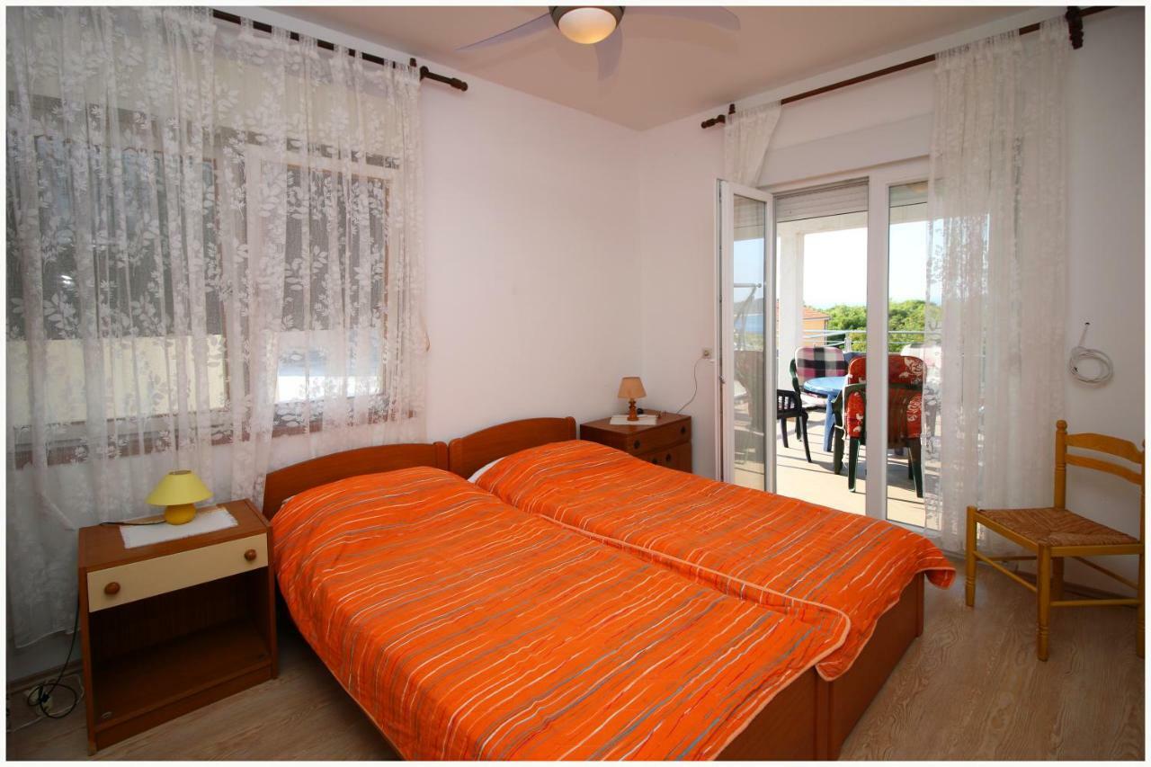 Apartments Ivan Perkov Tomas Bilo Primošten Extérieur photo