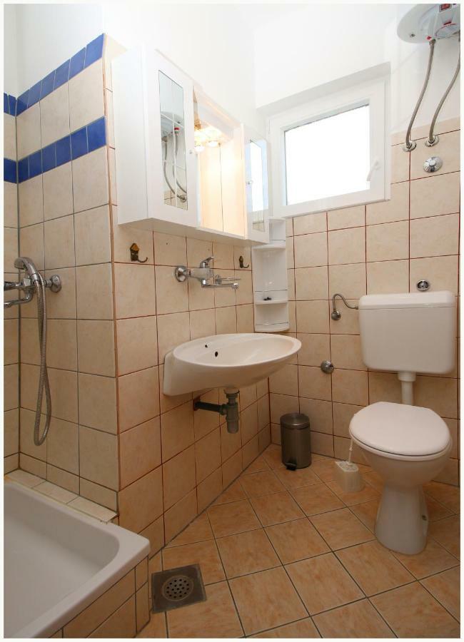 Apartments Ivan Perkov Tomas Bilo Primošten Extérieur photo